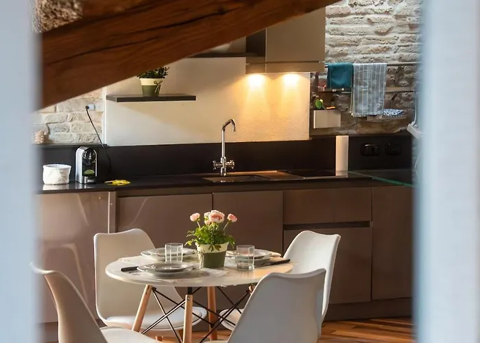 Lägenhet A Due Passi Dal Centro *